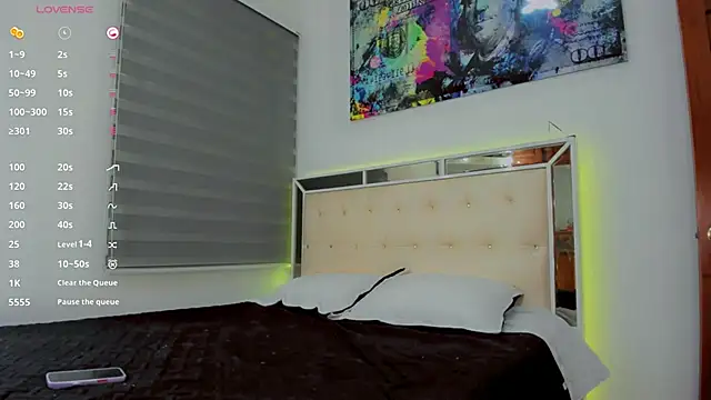 Sexyhot cat online show from March 30, 2026, 4:13 am