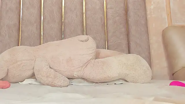 LilaBeily online show from February 11, 2025, 1:41 am