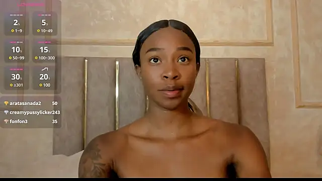 LilaBeily online show from February 11, 2025, 11:01 pm