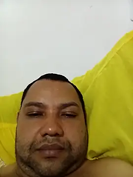 Snapshot of Marcio2235 chatting on September 18, 2025, 4:36 am Marcio2235 online show from September 18, 2025, 4:36 am