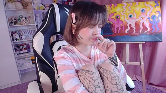 Snapshot of Catharsisi chatting on January 28, 2025, 3:14 pm Catharsisi online show from January 28, 2025, 3:14 pm