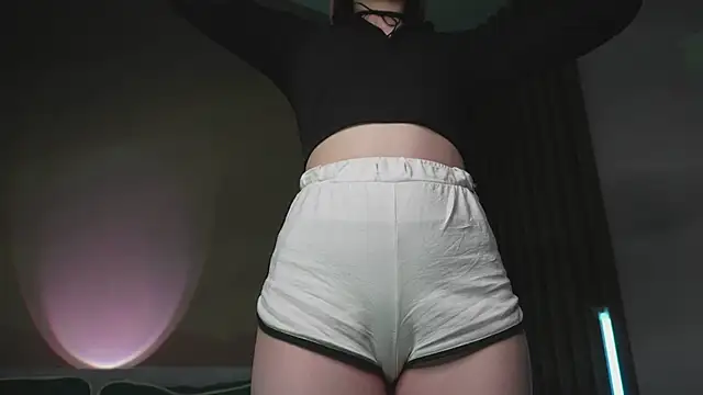 Snapshot of milasmiu chatting on February 13, 2025, 6:05 pm milasmiu online show from February 13, 2025, 6:05 pm