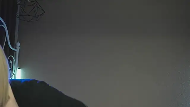 Snapshot of milasmiu chatting on February 15, 2025, 6:12 pm milasmiu online show from February 15, 2025, 6:12 pm