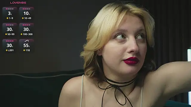 Snapshot of milasmiu chatting on February 17, 2025, 9:19 pm milasmiu online show from February 17, 2025, 9:19 pm