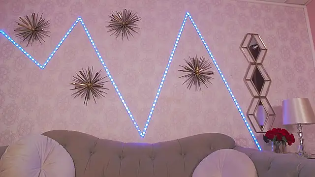 Snapshot of BustyEva_ chatting on April 10, 2026, 3:23 am BustyEva online show from April 10, 2026, 3:23 am