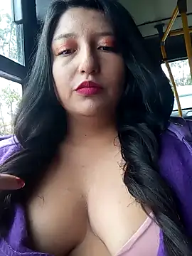 Snapshot of Melyy_Edii chatting on February 21, 2025, 4:16 pm Melyy Edii online show from February 21, 2025, 4:16 pm