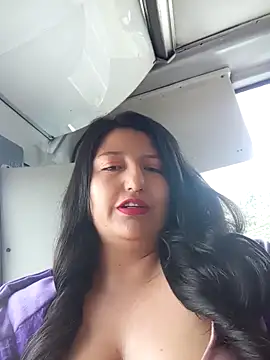 Snapshot of Melyy_Edii chatting on February 21, 2025, 8:38 pm Melyy Edii online show from February 21, 2025, 8:38 pm