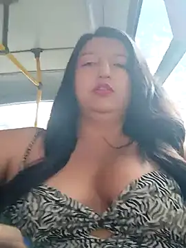 Snapshot of Melyy_Edii chatting on March 6, 2025, 7:32 pm Melyy Edii online show from March 6, 2025, 7:32 pm