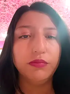 Snapshot of Melyy_Edii chatting on September 21, 2025, 10:11 pm Melyy Edii online show from September 21, 2025, 10:11 pm