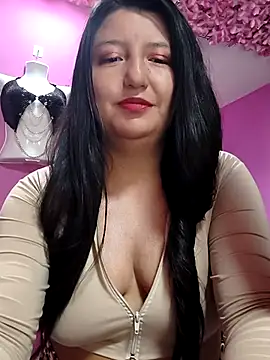 Snapshot of Melyy_Edii chatting on January 12, 2026, 6:24 pm Melyy Edii online show from January 12, 2026, 6:24 pm