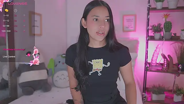 Snapshot of Hade_collinss chatting on January 14, 2026, 6:46 pm Hade collinss online show from January 14, 2026, 6:46 pm