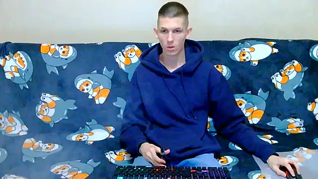 Lester Broo online show from October 3, 2025, 9:56 pm