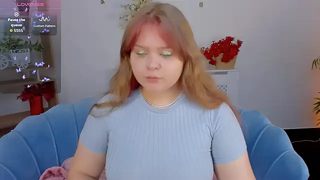 Erica  Alta online show from September 19, 2025, 5:42 am