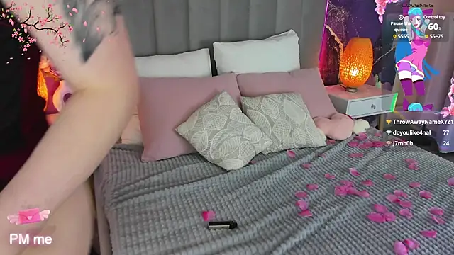 Snapshot of JessicaAddams chatting on March 7, 2025, 8:11 pm JessicaAddams online show from March 7, 2025, 8:11 pm