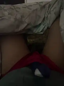 Snapshot of Lilymoonshow chatting on February 18, 2025, 7:19 pm Lilymoonshow online show from February 18, 2025, 7:19 pm