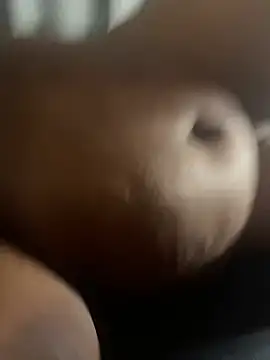 Snapshot of Lilymoonshow chatting on February 21, 2025, 11:55 am Lilymoonshow online show from February 21, 2025, 11:55 am