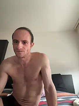 Snapshot of VicesVersa chatting on February 13, 2025, 1:05 pm VicesVersa online show from February 13, 2025, 1:05 pm