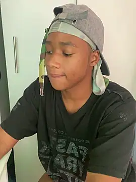 snotLoud online show from March 22, 2025, 12:57 pm