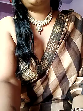 Snapshot of Haseena_Baby chatting on April 18, 2026, 3:21 am Haseena Baby online show from April 18, 2026, 3:21 am