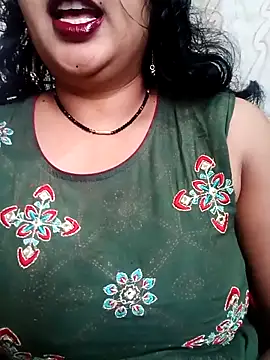 Snapshot of Haseena_Baby chatting on May 4, 2026, 10:22 am Haseena Baby online show from May 4, 2026, 10:22 am