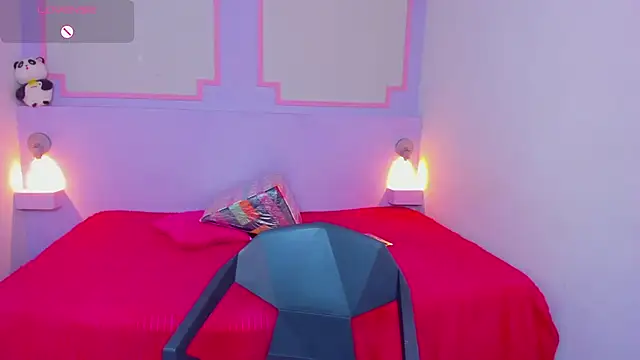 Snapshot of ScarletEmber3 chatting on February 19, 2025, 5:05 am ScarletEmber3 online show from February 19, 2025, 5:05 am