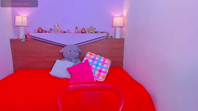 Snapshot of ScarletEmber3 chatting on March 4, 2025, 4:06 am ScarletEmber3 online show from March 4, 2025, 4:06 am