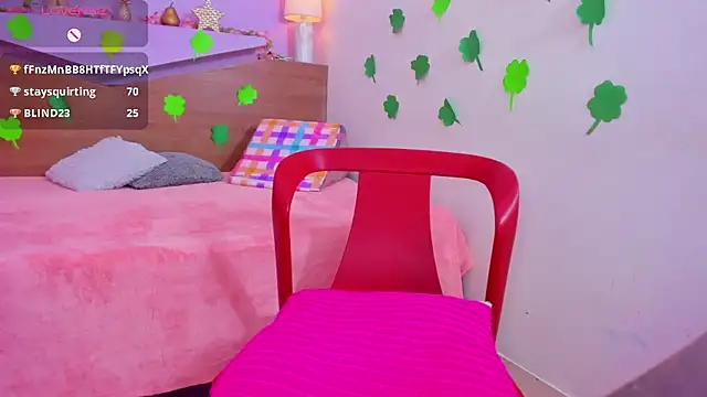 Snapshot of ScarletEmber3 chatting on March 17, 2025, 8:40 am ScarletEmber3 online show from March 17, 2025, 8:40 am