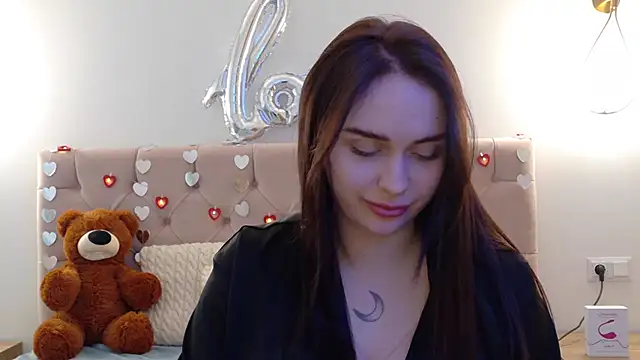 Lilliana Moon online show from February 26, 2025, 1:08 pm