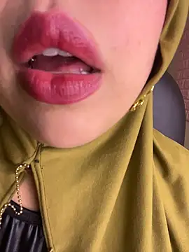 zahra Jalid online show from April 11, 2026, 11:53 pm