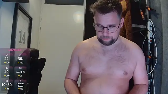 Snapshot of justinitt chatting on February 10, 2025, 10:30 pm justinitt online show from February 10, 2025, 10:30 pm