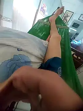 KisSsu online show from December 15, 2025, 3:00 am