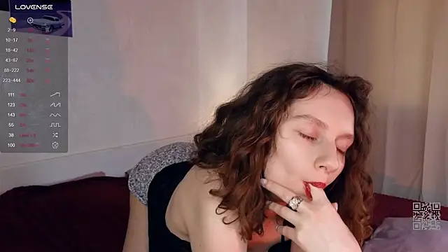 Leya Curly online show from February 27, 2025, 1:17 pm