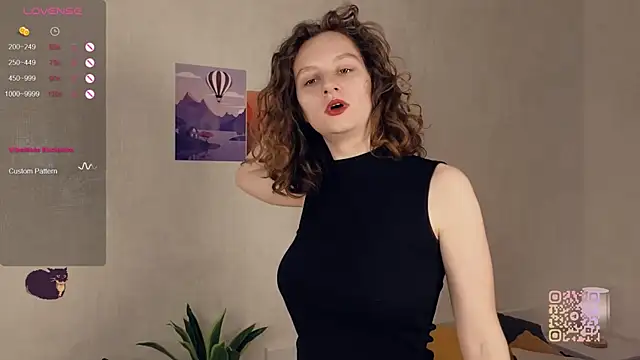 Leya Curly online show from September 18, 2025, 2:19 pm