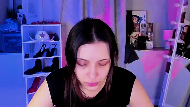 Snapshot of Sahara_Shields chatting on February 25, 2026, 9:08 am Sahara Shields online show from February 25, 2026, 9:08 am