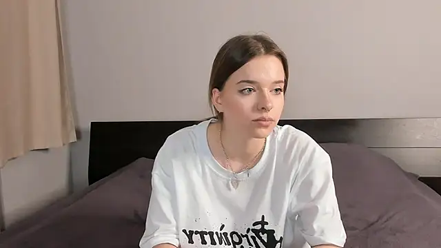 MonaClive online show from January 19, 2025, 10:50 am