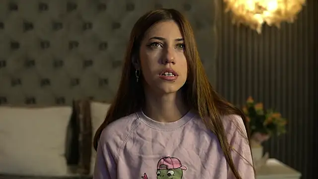 Snapshot of KeylaBlair chatting on February 19, 2026, 6:37 pm KeylaBlair online show from February 19, 2026, 6:37 pm