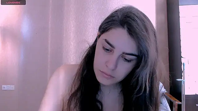  Roselina  online show from November 20, 2025, 8:14 am