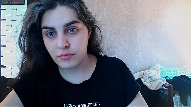  Roselina  online show from March 29, 2026, 8:25 am