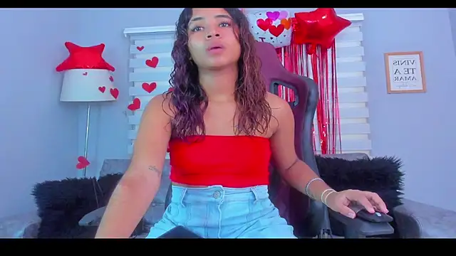 Snapshot of yian_meghan chatting on February 27, 2025, 4:10 pm yian meghan online show from February 27, 2025, 4:10 pm