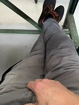 Snapshot of sempreilmio2 chatting on January 28, 2025, 11:49 am sempreilmio2 online show from January 28, 2025, 11:49 am