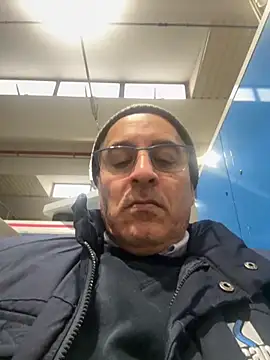 sempreilmio2 online show from December 1, 2025, 11:37 am