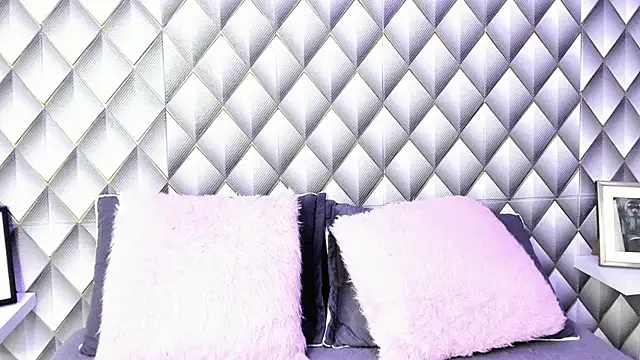 Snapshot of Christal_Golden chatting on January 31, 2025, 6:57 pm Christal Golden online show from January 31, 2025, 6:57 pm