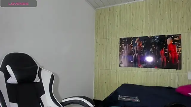 Miss sparkle00 online show from February 7, 2026, 8:01 pm