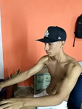 matteo rivas online show from January 27, 2025, 2:02 pm