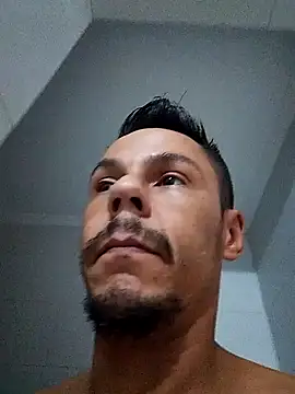 Santanacumxplod online show from February 9, 2025, 3:22 am