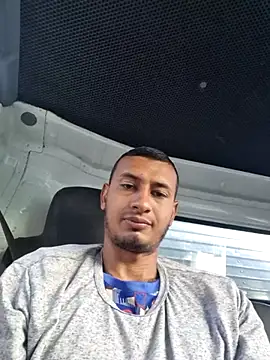 DrakeVega online show from February 24, 2025, 1:21 pm