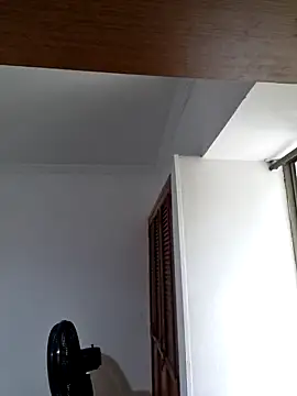 DrakeVega online show from February 25, 2025, 1:39 pm