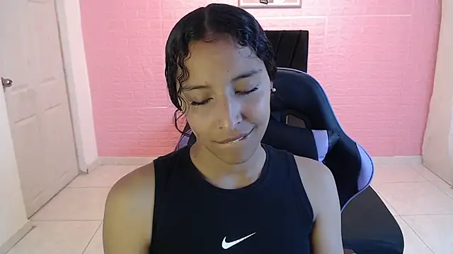 DULCE1609 online show from December 22, 2025, 10:40 pm