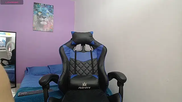 alana lara online show from November 29, 2025, 4:59 am