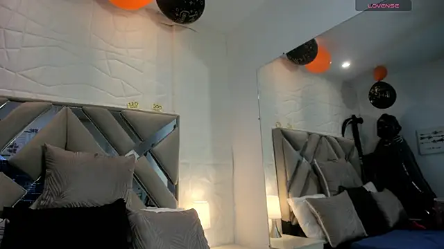 raquell moore online show from October 25, 2025, 1:07 pm